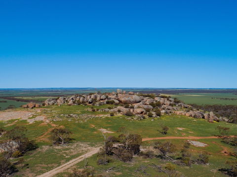 Tcharkuldu Rock Recreation Reserve - Accommodation Melbourne 0