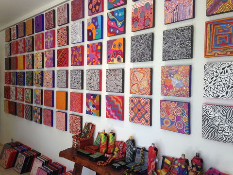 Bouddi Gallery - Contemporary Aboriginal Lifestyle Art - Accommodation Melbourne 1