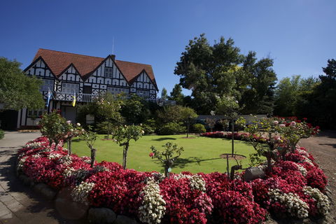 Cockington Green Gardens - Accommodation Melbourne 0