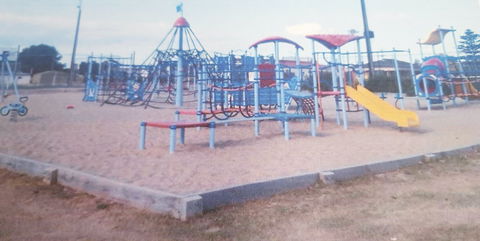 Edithburgh Playground - Accommodation Melbourne 0