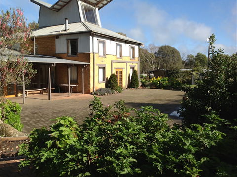HIRL Hamilton Institute Of Rural Learning - Accommodation Melbourne 0