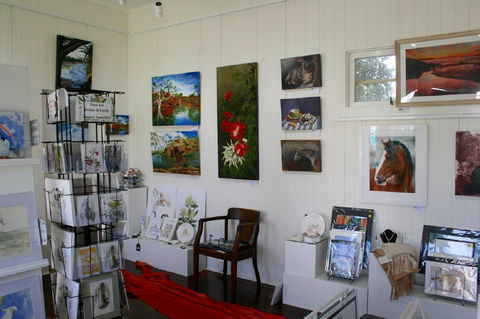 Old SchoolHouse Gallery - Accommodation Melbourne 2