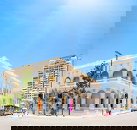 Perc Tucker Regional Gallery - Accommodation Melbourne