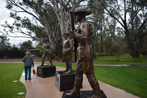 VC Memorial Park - Honouring Our Heroes - Accommodation Melbourne 1