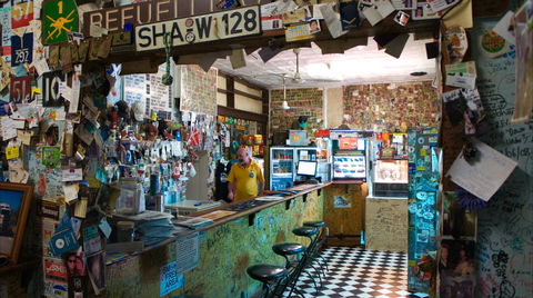 Barrow Creek Hotel - Accommodation Melbourne 1