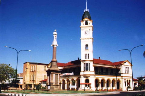 Bundaberg War Memorial - Accommodation Melbourne 0