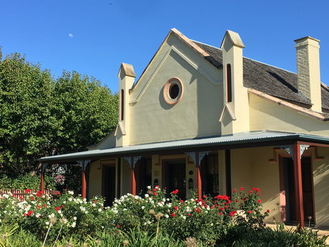 Quondong Cottage - Accommodation Melbourne 0