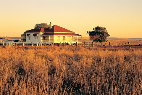 Settler's Route - Accommodation Melbourne 0
