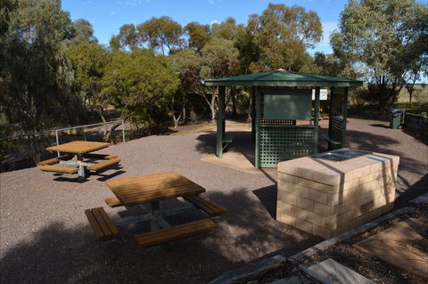 Yeldulknie Weir & Reservoir - Accommodation Melbourne 2