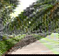 Dan Gleeson Memorial Gardens - Accommodation Melbourne