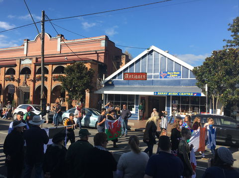 Broughton Antiques - Accommodation Melbourne 2