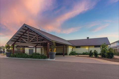 Pacific Dunes Golf Club - Accommodation Melbourne 0