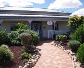 Absaloms Gallery - Accommodation Melbourne 1