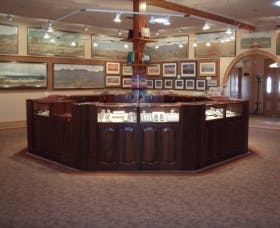 Absaloms Gallery - Accommodation Melbourne 2