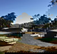 Gunning Pool - Accommodation Melbourne