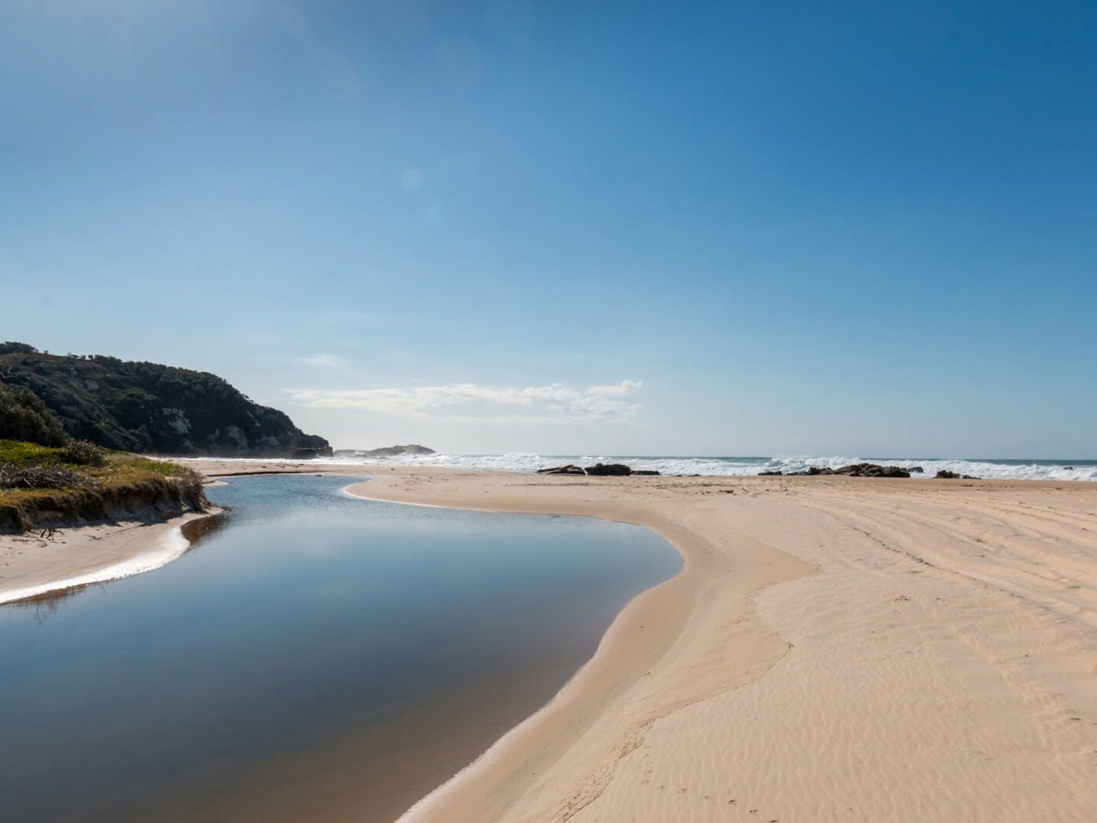 Crowdy Bay National Park NSW Accommodation Melbourne