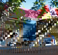Meeniyan Square - Accommodation Melbourne