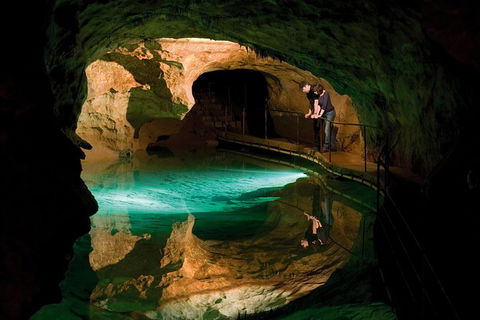 Jenolan Caves: Extended Orient Cave Tour - Accommodation Melbourne 1