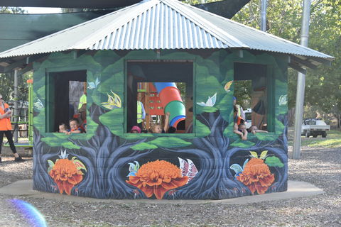 Howlong's Enchanted Hut - Accommodation Melbourne 0