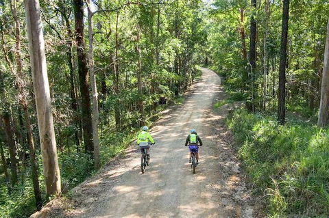 Guided E Bike Tour - Unicorn Falls & National Park - Accommodation Melbourne 7