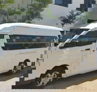 Airport Transfer to or from Cairns hotels for up to 13 people 7am-10pm - Accommodation Melbourne