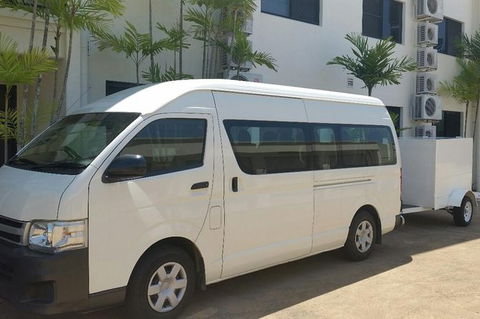 Airport Transfer To Or From Cairns Hotels For Up To 13 People (7am-10pm) - Accommodation Melbourne 0