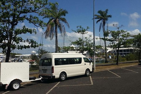 Airport Transfer To Or From Cairns Hotels For Up To 13 People (7am-10pm) - Accommodation Melbourne 4