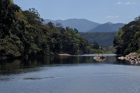 Goldsborough Valley Tour: Stand Up Paddle Through Sacred Lands - Accommodation Melbourne 14