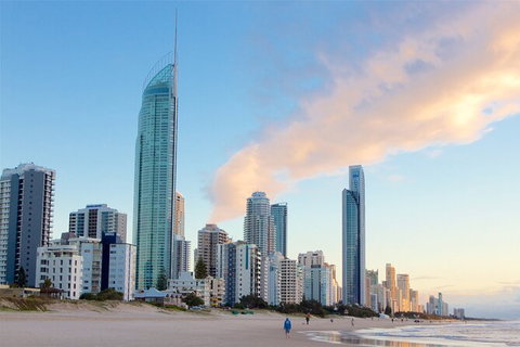 Gold Coast Airport Transfers : Airport OOL To Gold Coast City In Business Car - Accommodation Melbourne 2