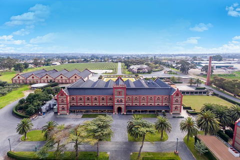 Beyond The Velvet Rope - Behind The Scenes Tour - Accommodation Melbourne 2