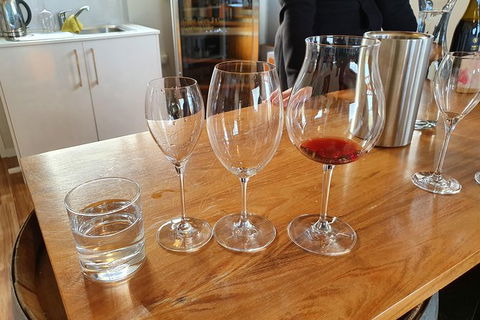 All Inclusive Wine Tour Up The Derwent Valley Hobart: Local Wines & Cheeses - Melbourne 4u 5