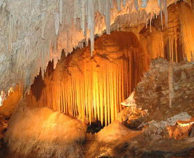 Jewel Cave - Accommodation Melbourne 0