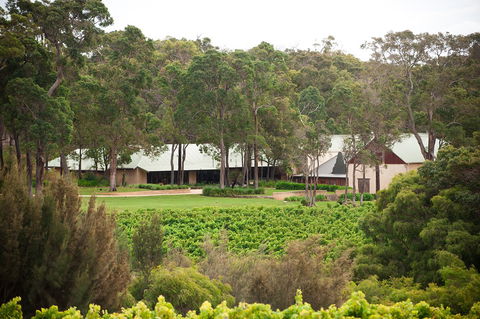 Clairault & Streicker Wines - Accommodation Melbourne 4