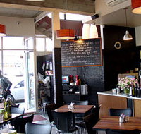 Red Tongue - Accommodation Melbourne