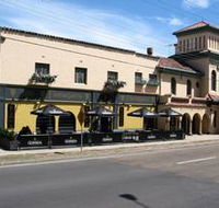Ferntree Gully Hotel - Accommodation Melbourne