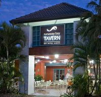 Runaway Bay Tavern - Accommodation Melbourne