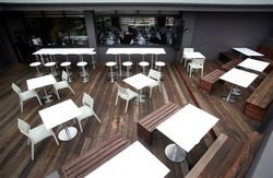 Crossroads Hotel - Accommodation Melbourne 1