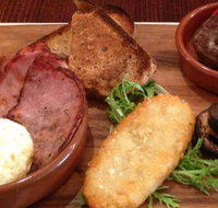 Pino's Pizzeria Restaurant - Accommodation Melbourne
