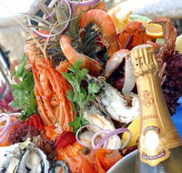 The Lazy Lobster - Accommodation Melbourne