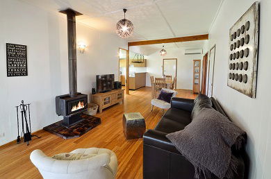 Mount Mee QLD Accommodation Melbourne