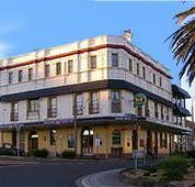 The Grand Hotel - Kiama - Accommodation Melbourne