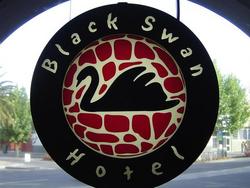 Black Swan Hotel - Accommodation Melbourne 0