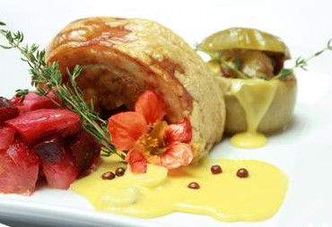 Charlie's - Accommodation Melbourne 2