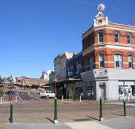 Robin Hood Hotel - Accommodation Melbourne