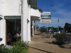 Stella's Dromana Hotel - Accommodation Melbourne 0