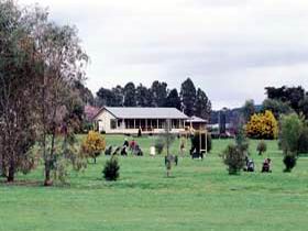 Oakbank Golf Club - Melbourne 4u 2