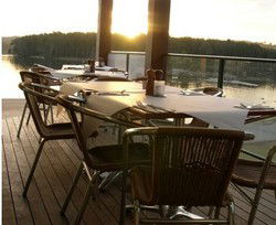 Blowfish Cafe - Accommodation Melbourne 0