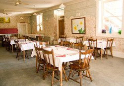 Prioiry Hotel - Accommodation Melbourne 0