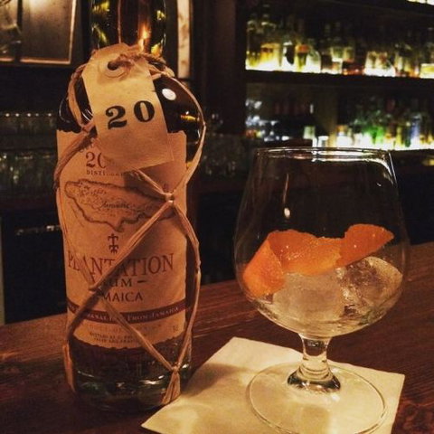 Sneaky Tony's - Accommodation Melbourne 3