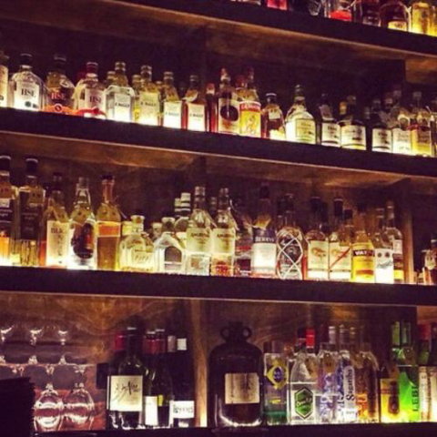 Sneaky Tony's - Accommodation Melbourne 4